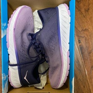 Women’s hoka running shoes
